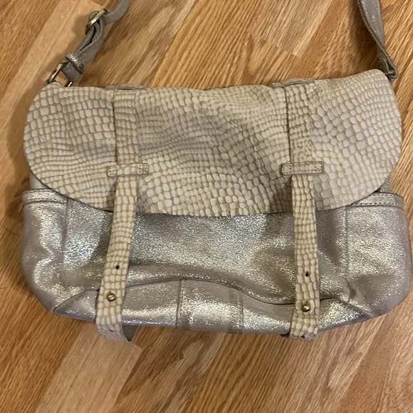 Calf Skin Small Messenger Bag - Picture 2 of 16